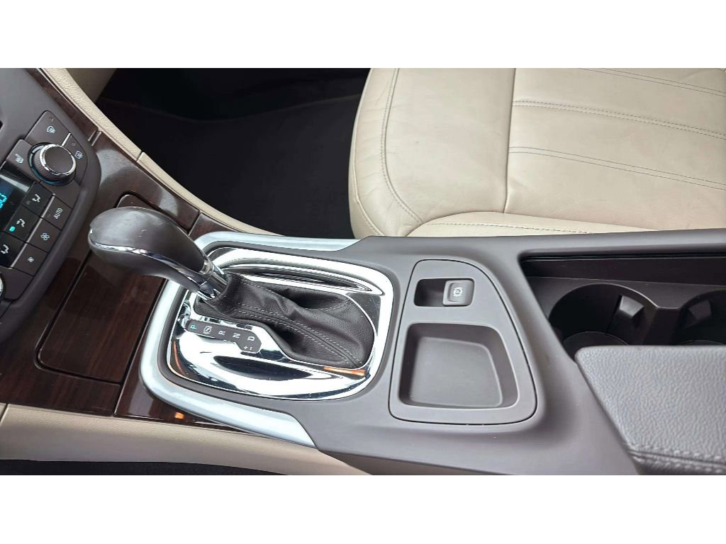 Used 2011 Buick Regal CXL Turbo w/ TO2 Preferred Equipment Group image 17