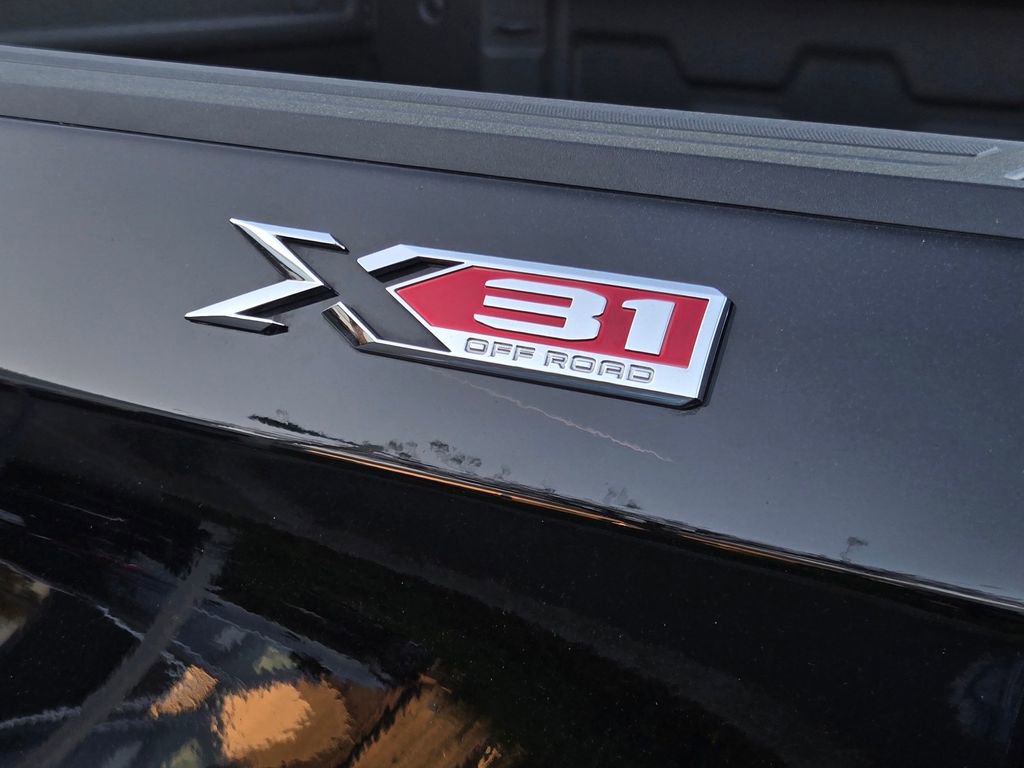 Used 2023 GMC Sierra 1500 Elevation AWD/4WD image 10