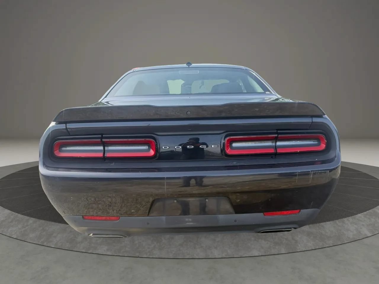 Used 2016 Dodge Challenger R/T w/ Sound Group RWD image 6