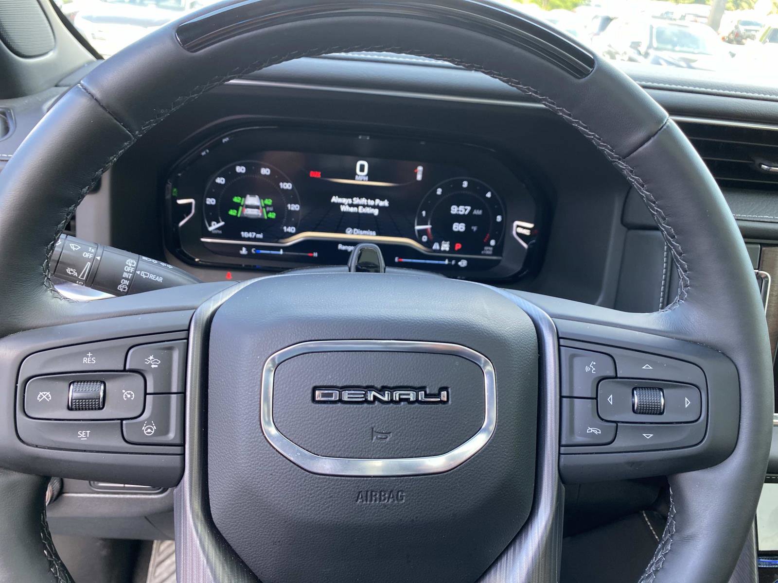 Used 2024 GMC Yukon Denali Ultimate w/ LPO, Floor Liner Package image 18