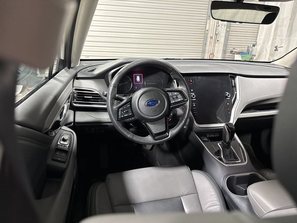 Used 2025 Subaru Outback Onyx Edition AWD/4WD image 20