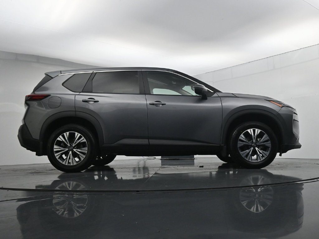Used 2023 Nissan Rogue SV AWD/4WD image 39