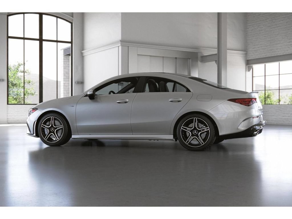 Certified 2022 Mercedes-Benz CLA 35 AMG 4MATIC image 33