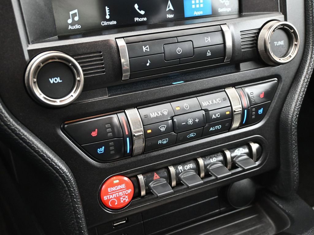 Used 2016 Ford Mustang Shelby GT350 w/ Technology Package image 16