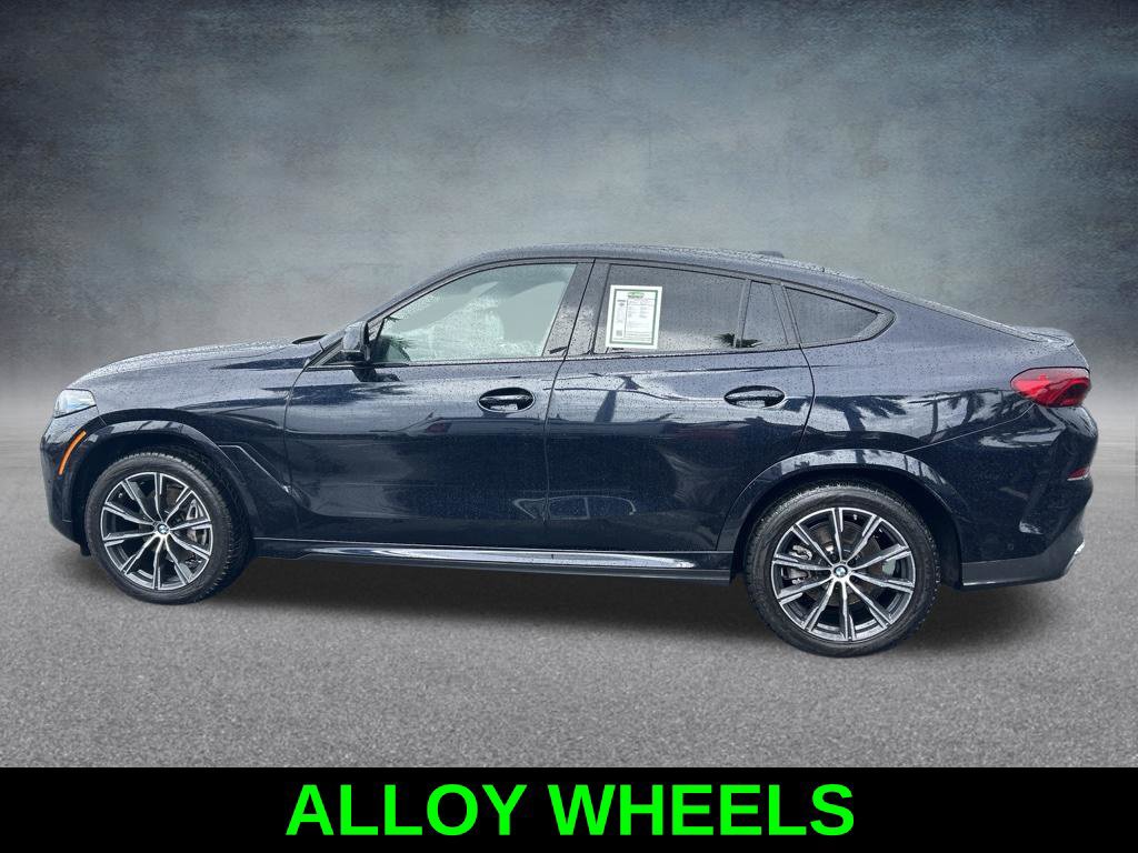 Used 2025 BMW X6 xDrive40i w/ Climate Comfort Package AWD/4WD image 8
