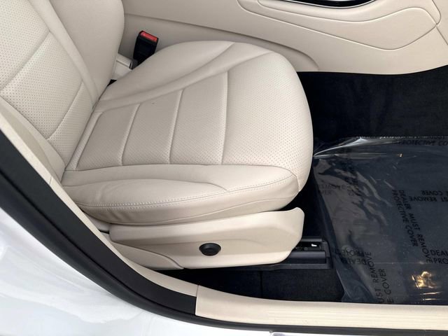 Used 2022 Mercedes-Benz GLC 300 GLC 300 image 14