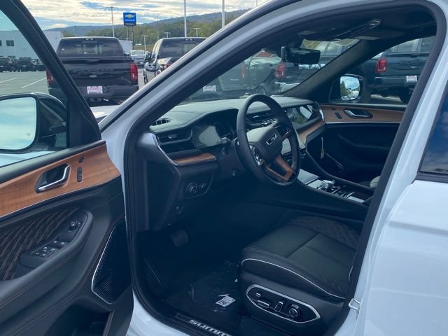 New 2025 Jeep Grand Cherokee L Summit AWD/4WD image 15