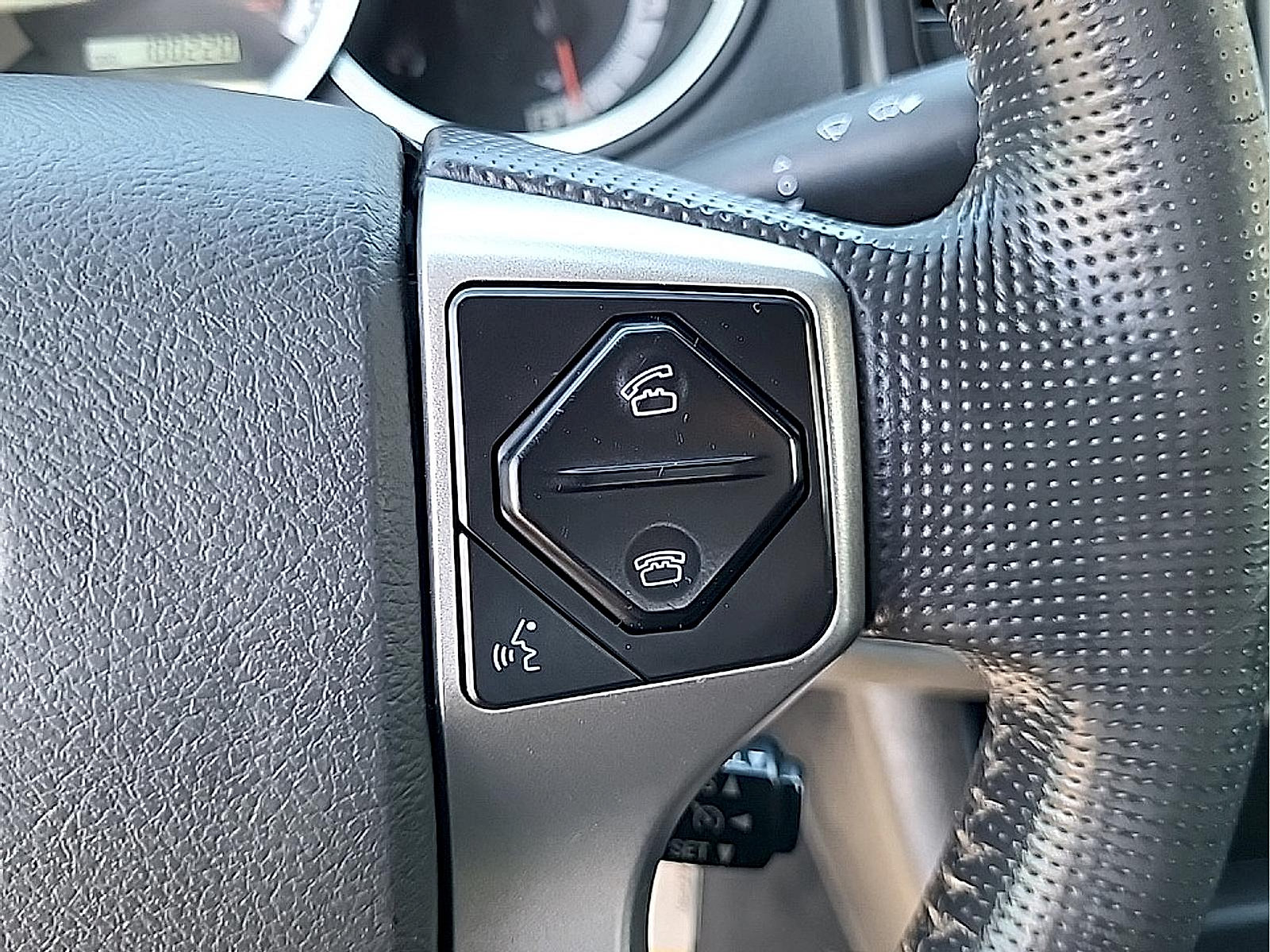 Used 2015 Toyota Tacoma 2WD Access Cab image 18