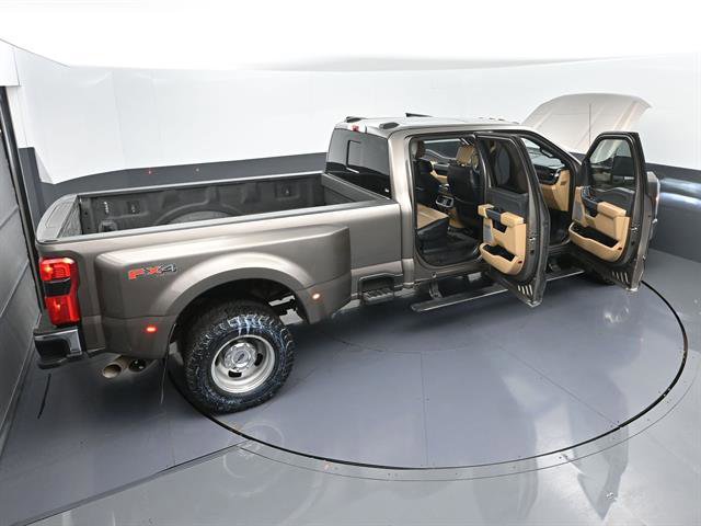 Used 2023 Ford F350 Lariat w/ Lariat Ultimate Package AWD/4WD image 52