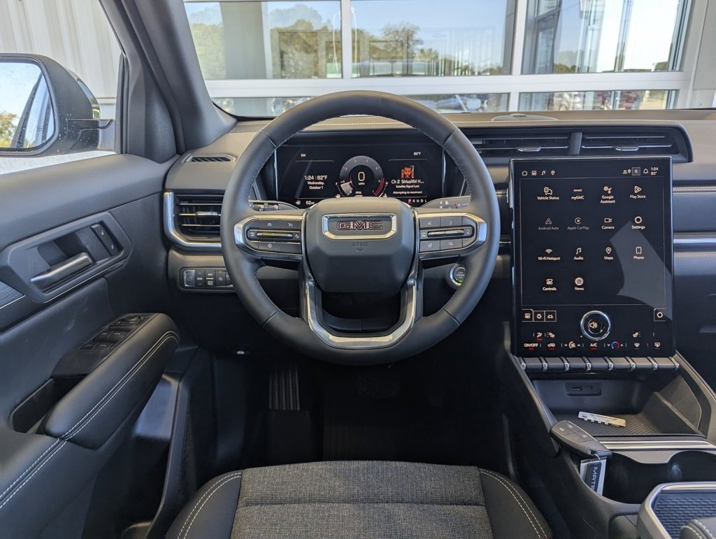 New 2026 GMC Terrain Elevation w/ LPO, Floor Liner Package image 3