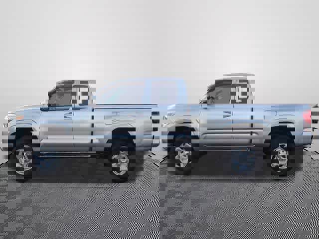 Used 2023 Toyota Tacoma SR w/ SR Convenience Package RWD image 2