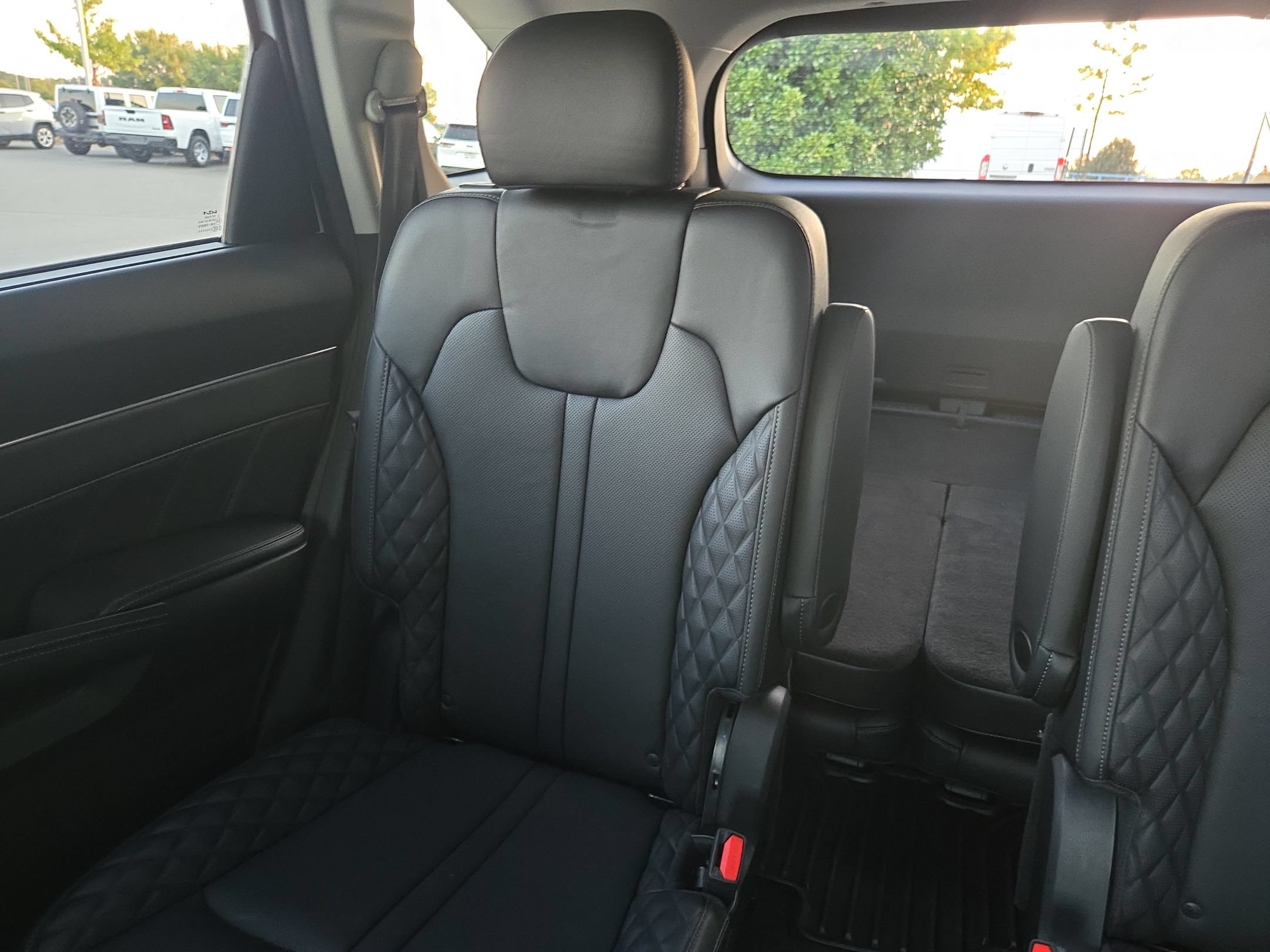 Used 2023 Kia Sorento SX Prestige AWD/4WD image 12