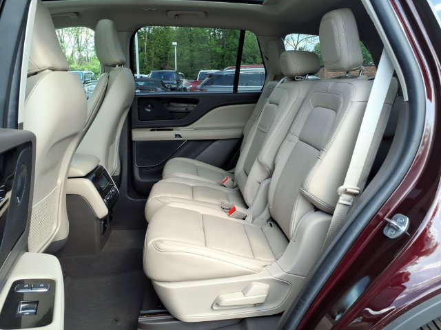 Used 2021 Lincoln Aviator Reserve w/ Elements Package Plus AWD/4WD image 25
