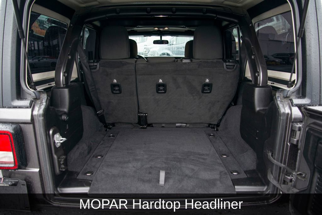 Used 2019 Jeep Wrangler Unlimited Sport image 28