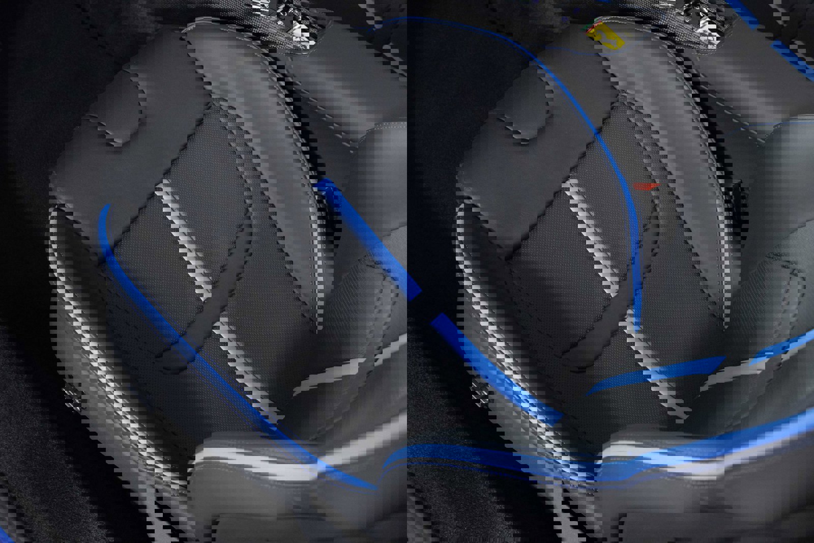 Used 2024 Ferrari SF90 Spider image 44