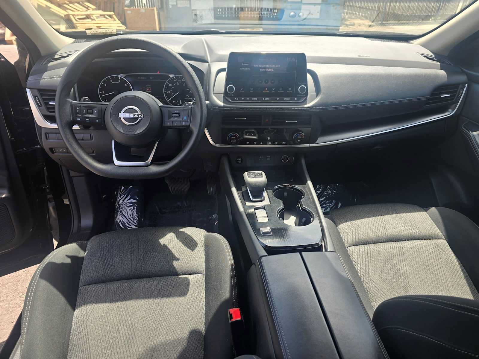 Used 2024 Nissan Rogue SV FWD image 19