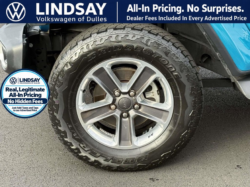 Used 2019 Jeep Wrangler Unlimited Sahara AWD/4WD image 8