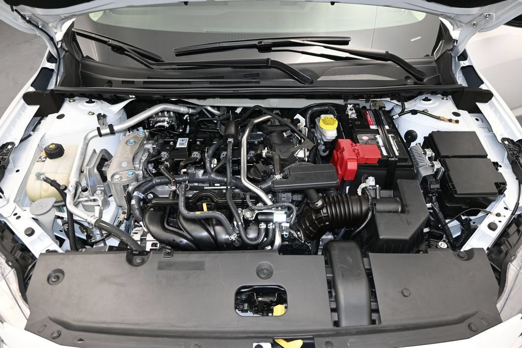 Used 2025 Nissan Sentra SR FWD image 26