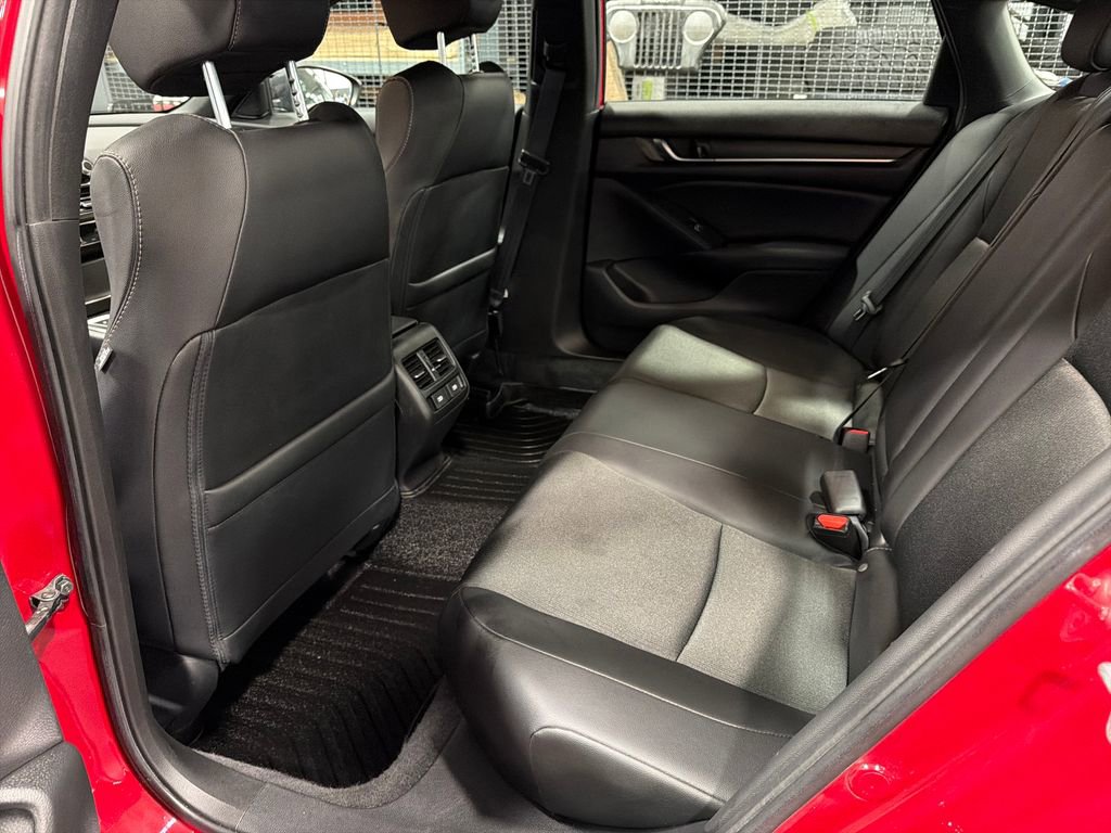 Used 2021 Honda Accord Sport image 19