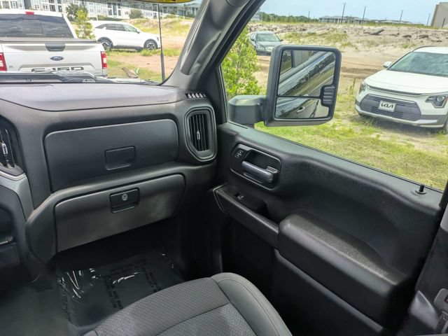 Used 2025 Chevrolet Silverado 2500 Custom AWD/4WD image 16