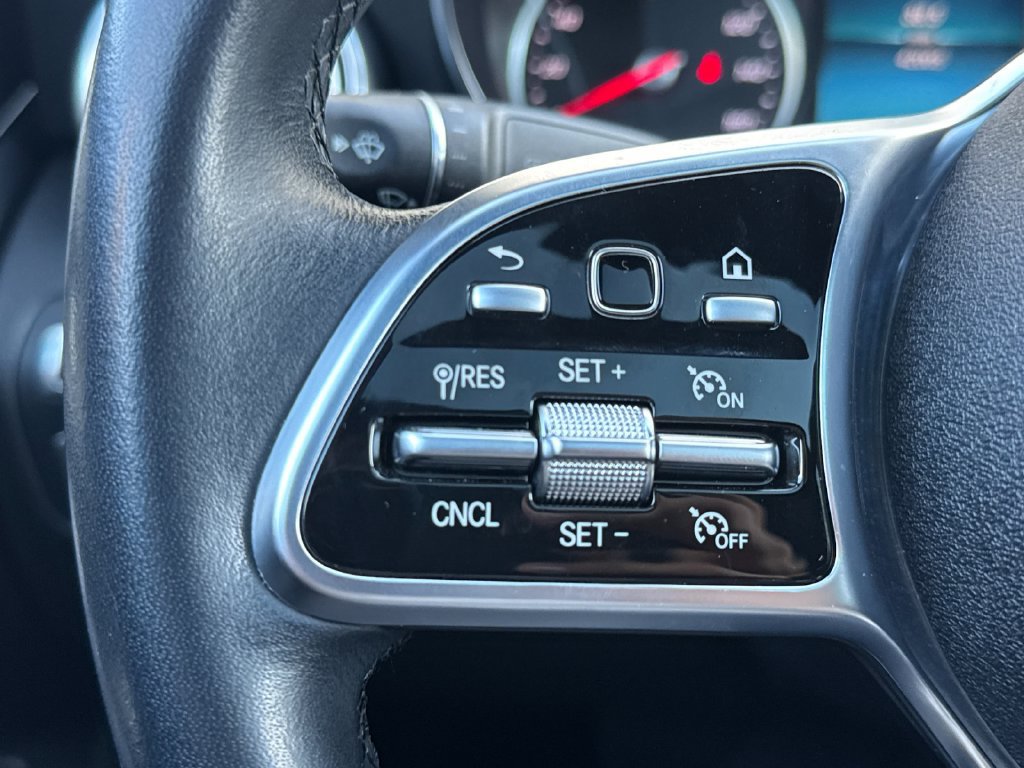 Used 2020 Mercedes-Benz C 300 Sedan image 30