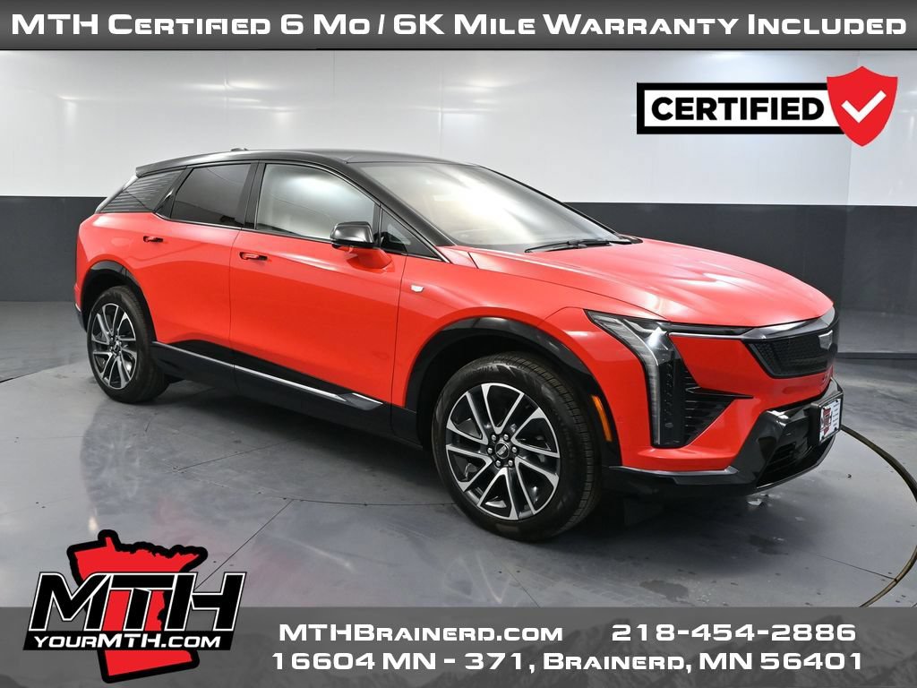 Used 2026 Cadillac Optiq Sport 1 w/ LPO, Floor Liner Package AWD/4WD image 1