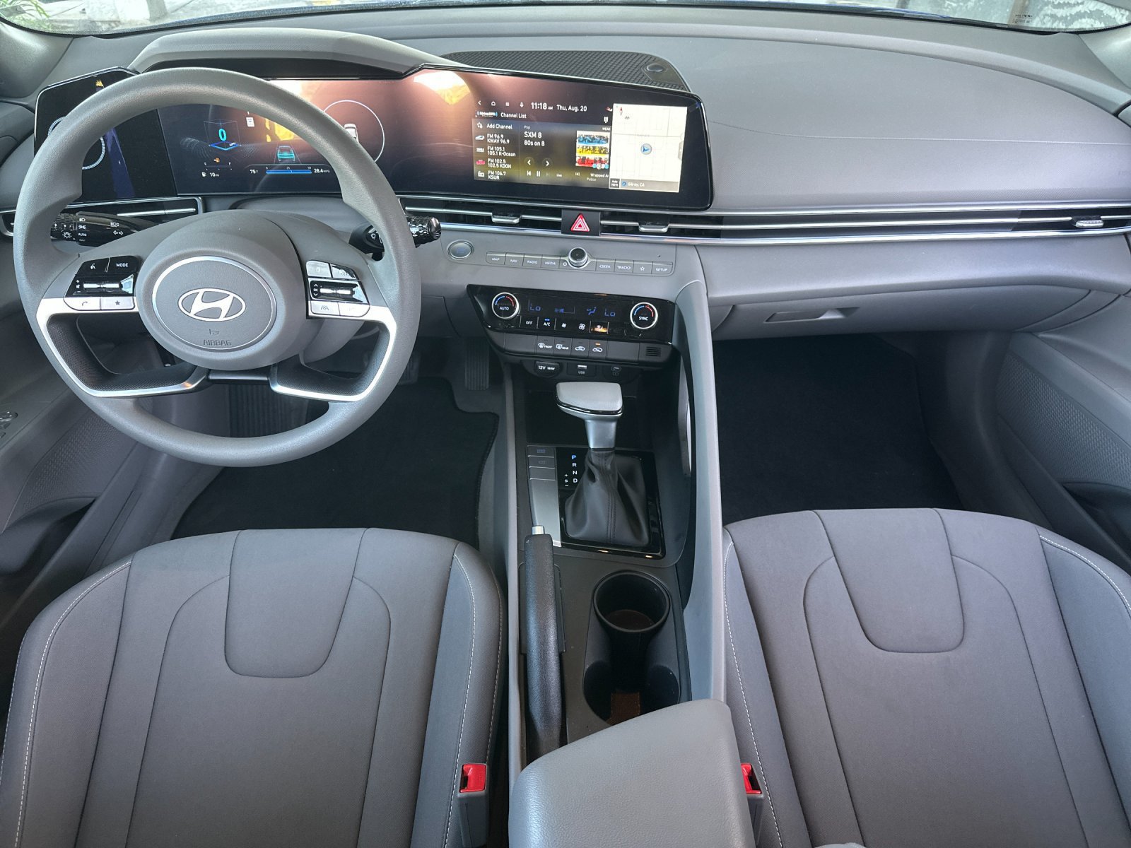 Certified 2024 Hyundai Elantra SEL FWD image 12