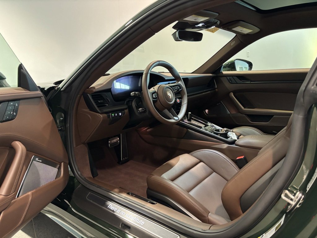 New 2026 Porsche 911 Carrera image 4