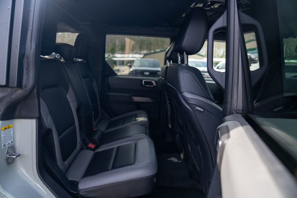 Used 2022 Ford Bronco Black Diamond image 15