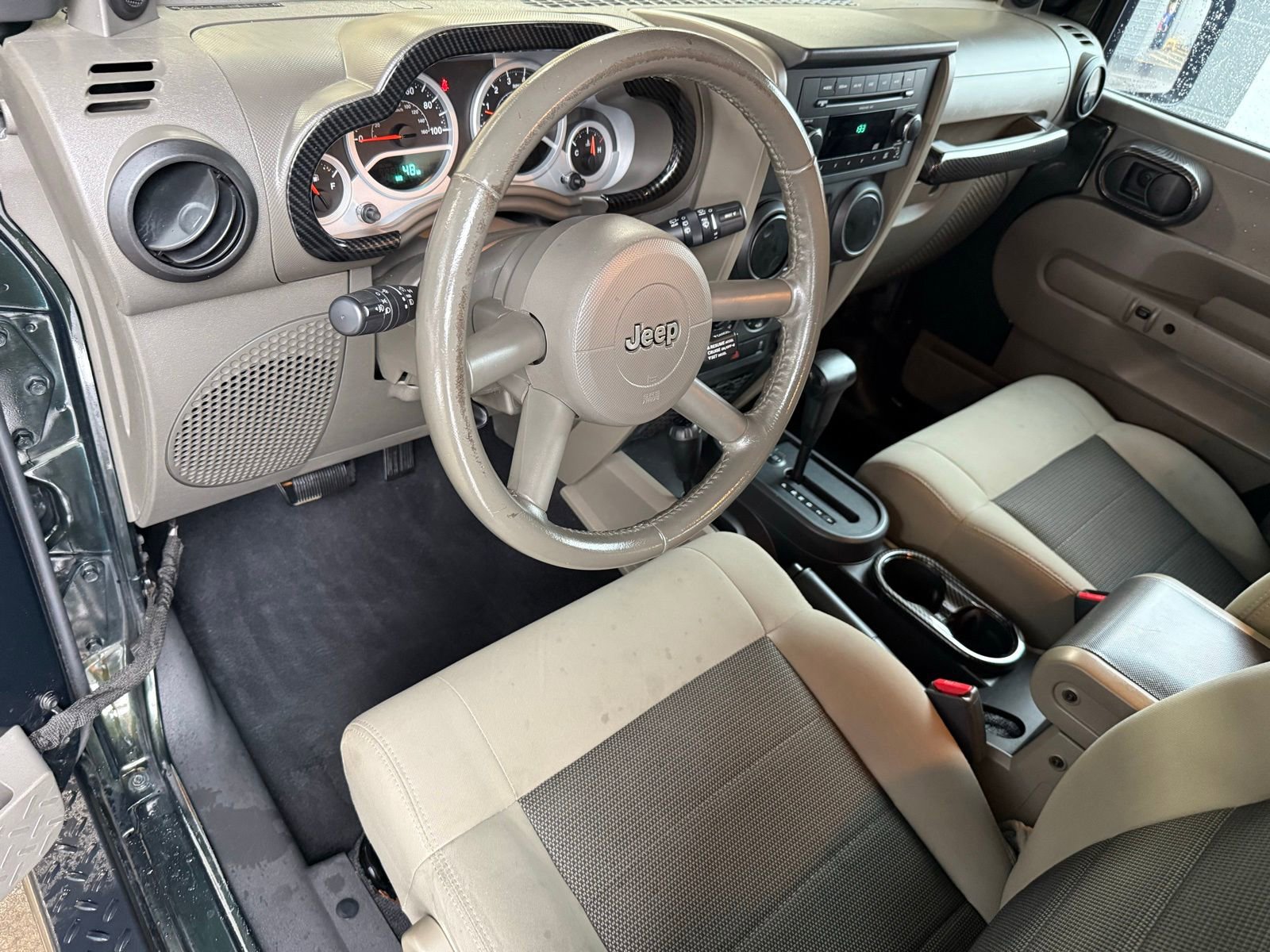 Used 2010 Jeep Wrangler Unlimited Sport image 11