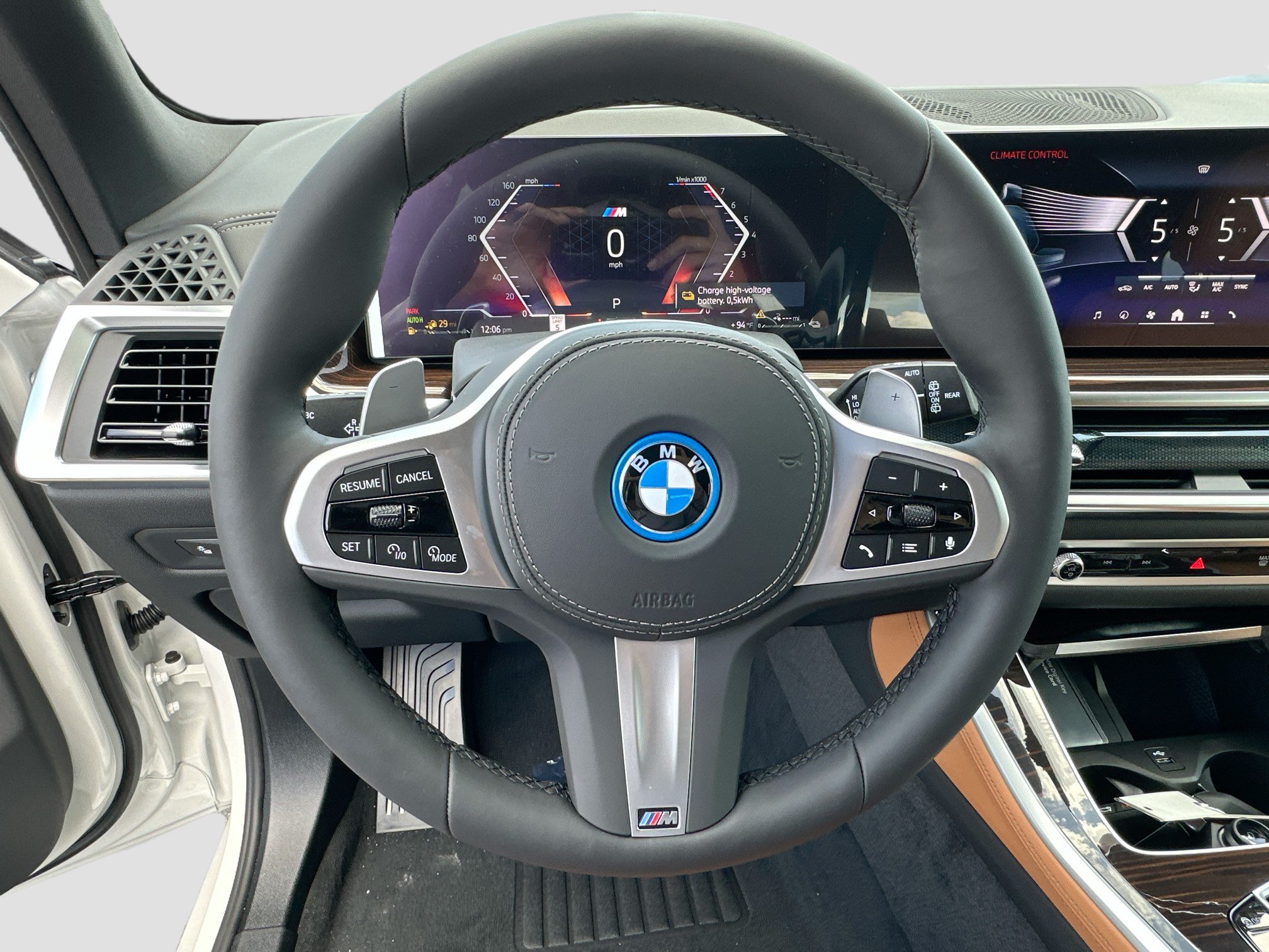New 2026 BMW X5 xDrive50e w/ Executive Package AWD/4WD image 8