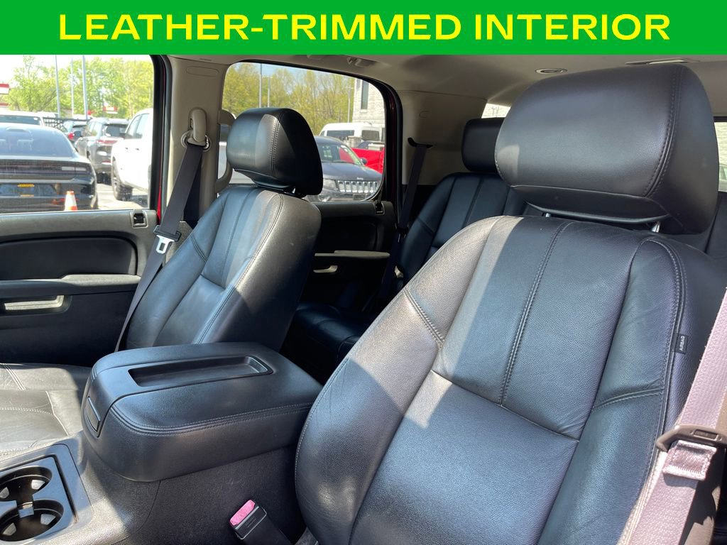 Used 2013 Chevrolet Tahoe LT w/ Luxury Package AWD/4WD image 18