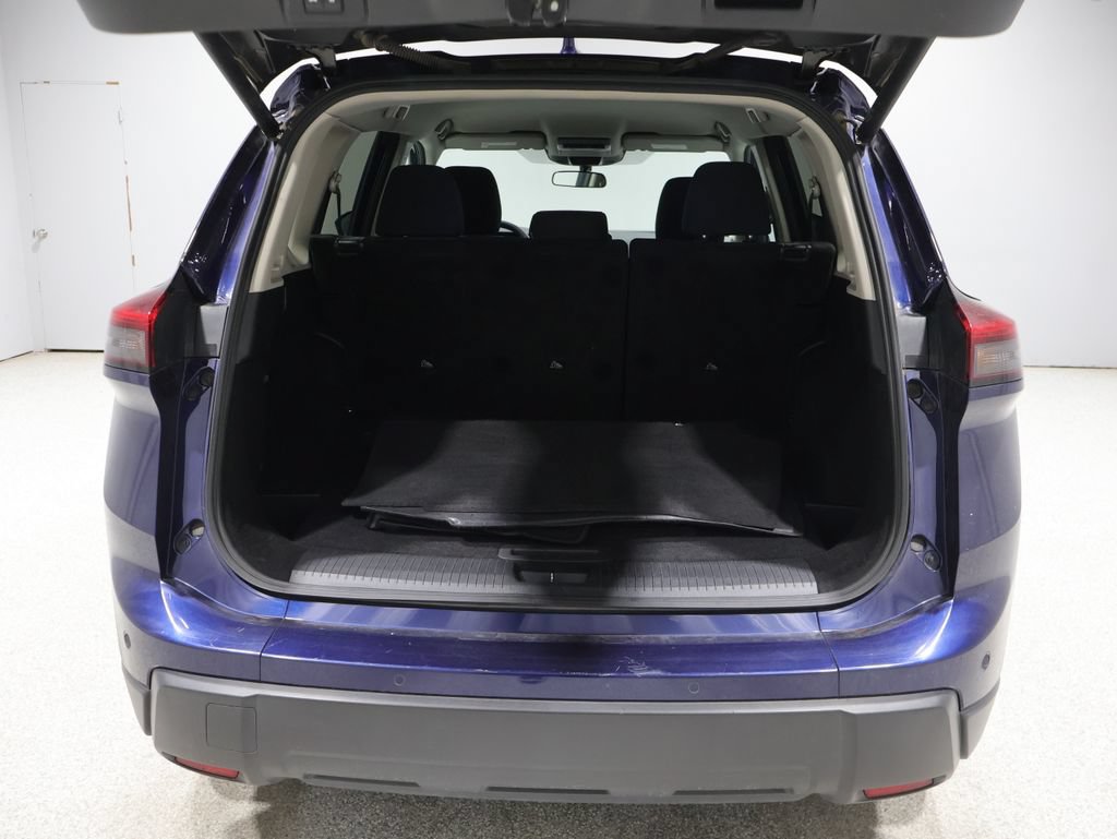 Used 2024 Nissan Rogue SV AWD/4WD image 20