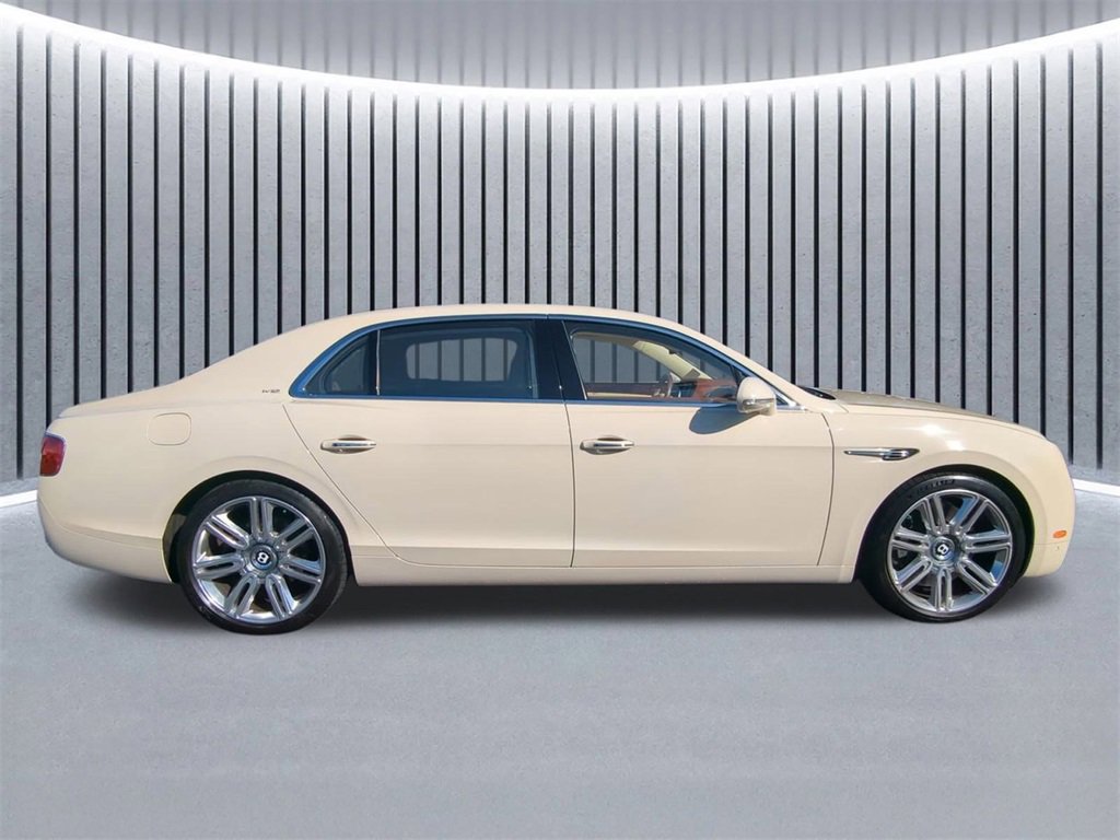 Used 2018 Bentley Flying Spur W12 image 4