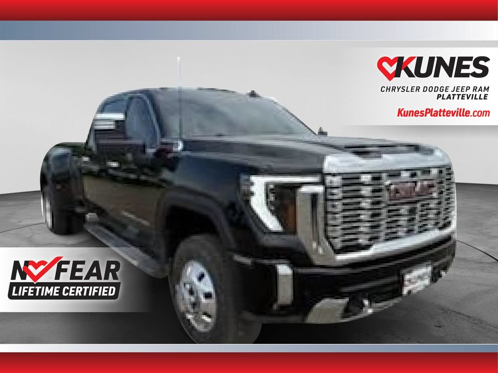 Used 2025 GMC Sierra 3500 Denali AWD/4WD image 1