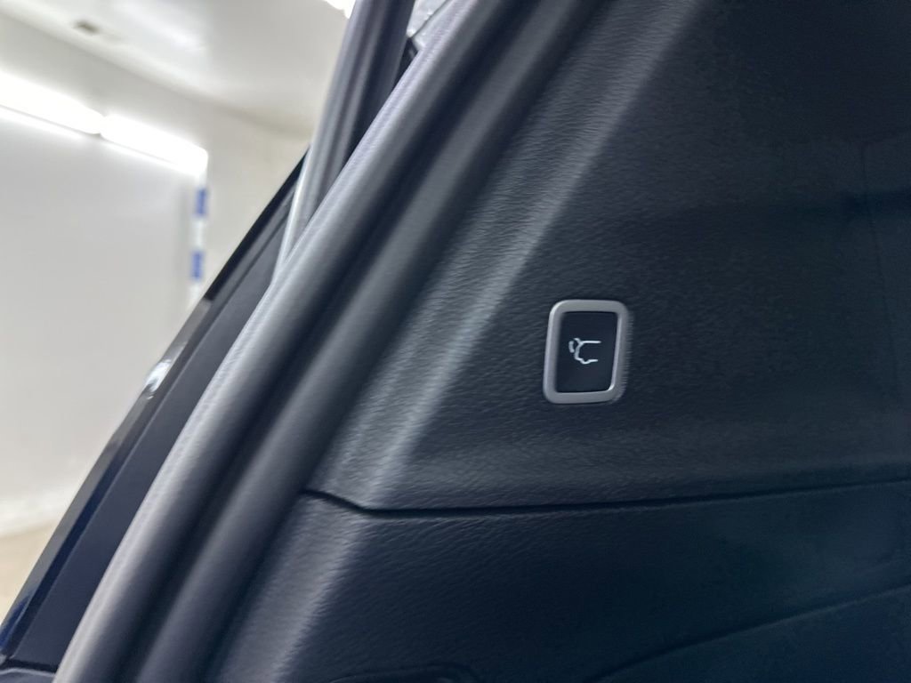 New 2026 Chrysler Pacifica Select image 24