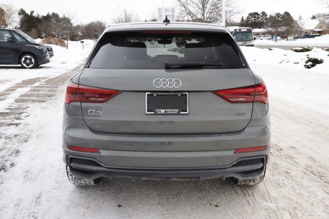 Used 2020 Audi Q3 2.0T Premium w/ Convenience Package image 4