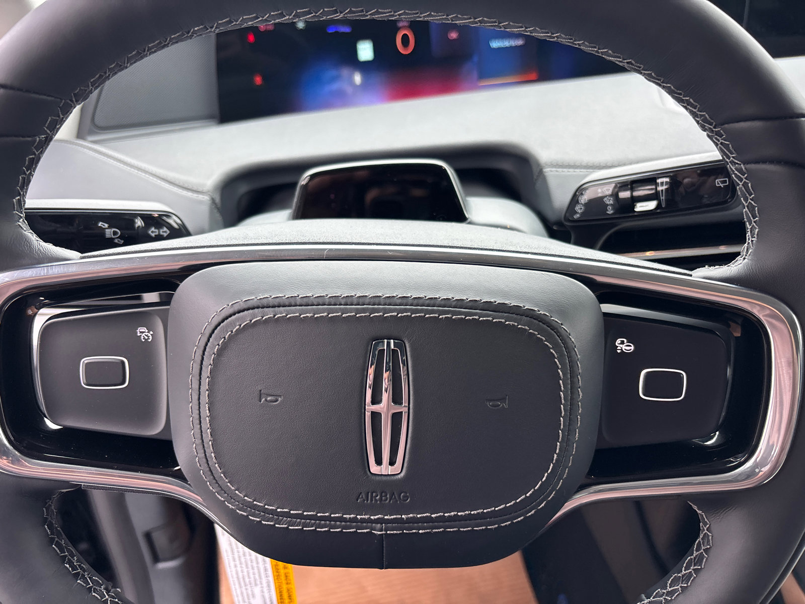 New 2026 Lincoln Navigator Premiere AWD/4WD image 15