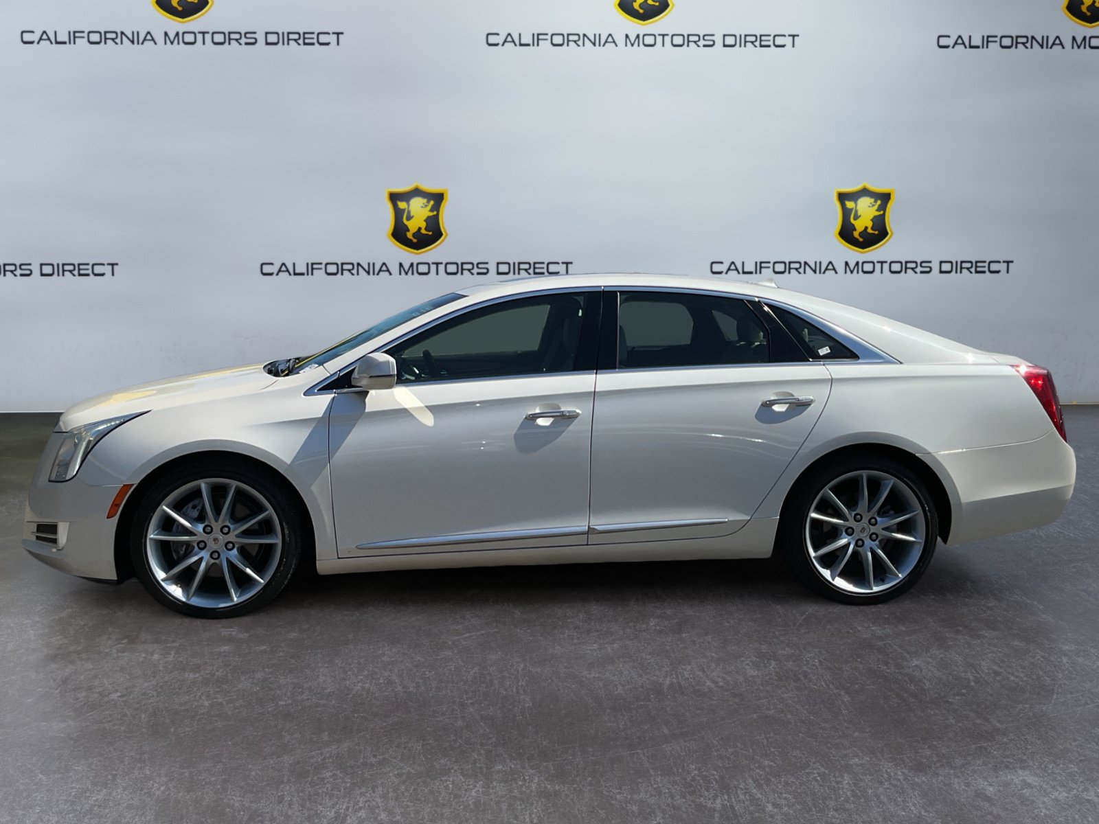 Used 2014 Cadillac XTS Vsport Premium w/ Driver Assist Package AWD/4WD image 8