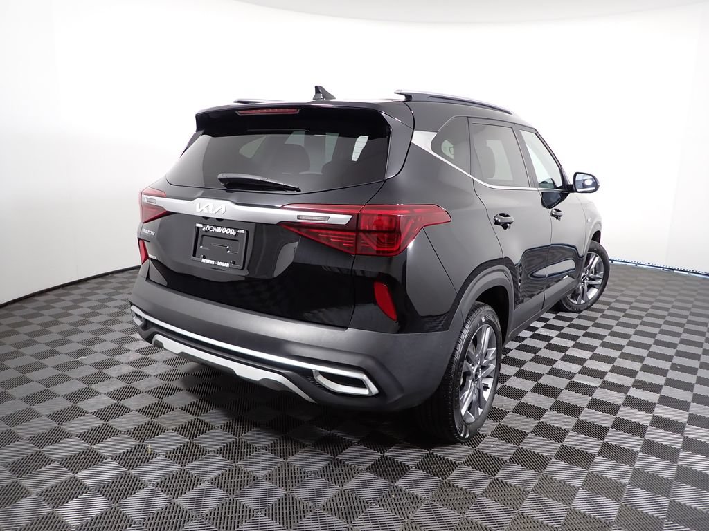 Used 2023 Kia Seltos S AWD/4WD image 17