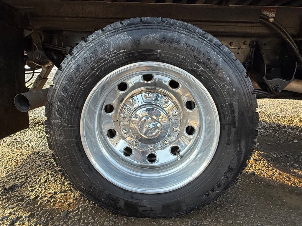 Used 2022 RAM 5500 SLT w/ Quick Order Package 2YG SLT AWD/4WD image 13