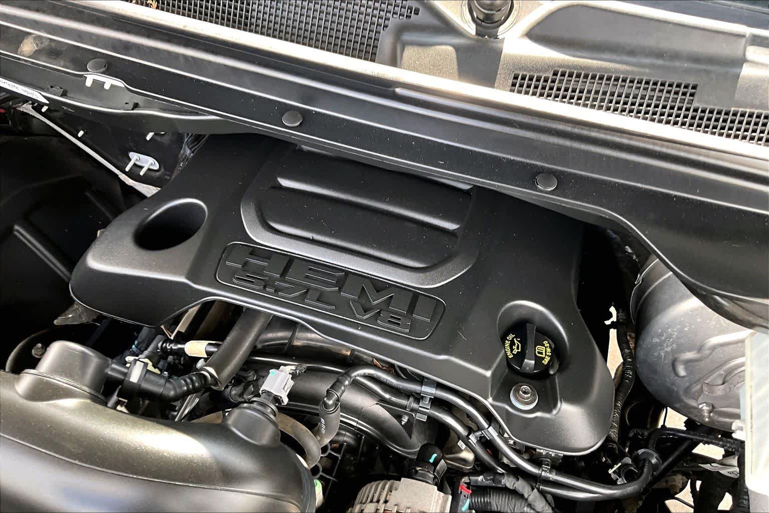Used 2019 RAM 1500 Big Horn RWD image 33
