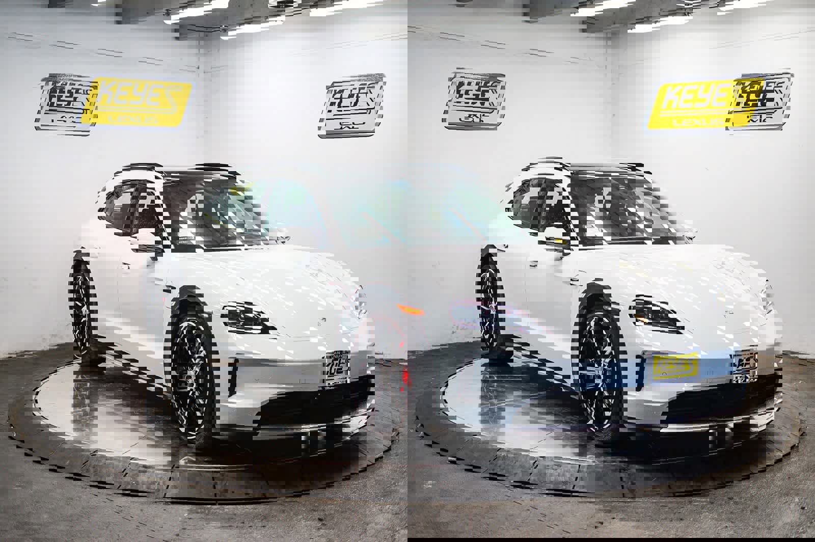 Used 2025 Porsche Taycan 4S image 5