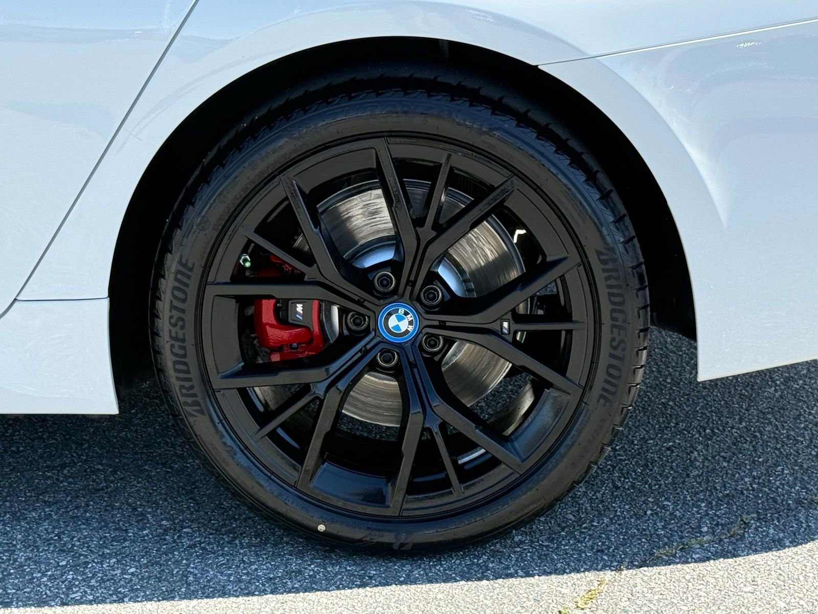 Used 2023 BMW 530e 530e iPerformance w/ M Sport Package image 17