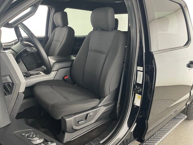 Used 2018 Ford F150 XLT w/ Equipment Group 302A Luxury AWD/4WD image 33