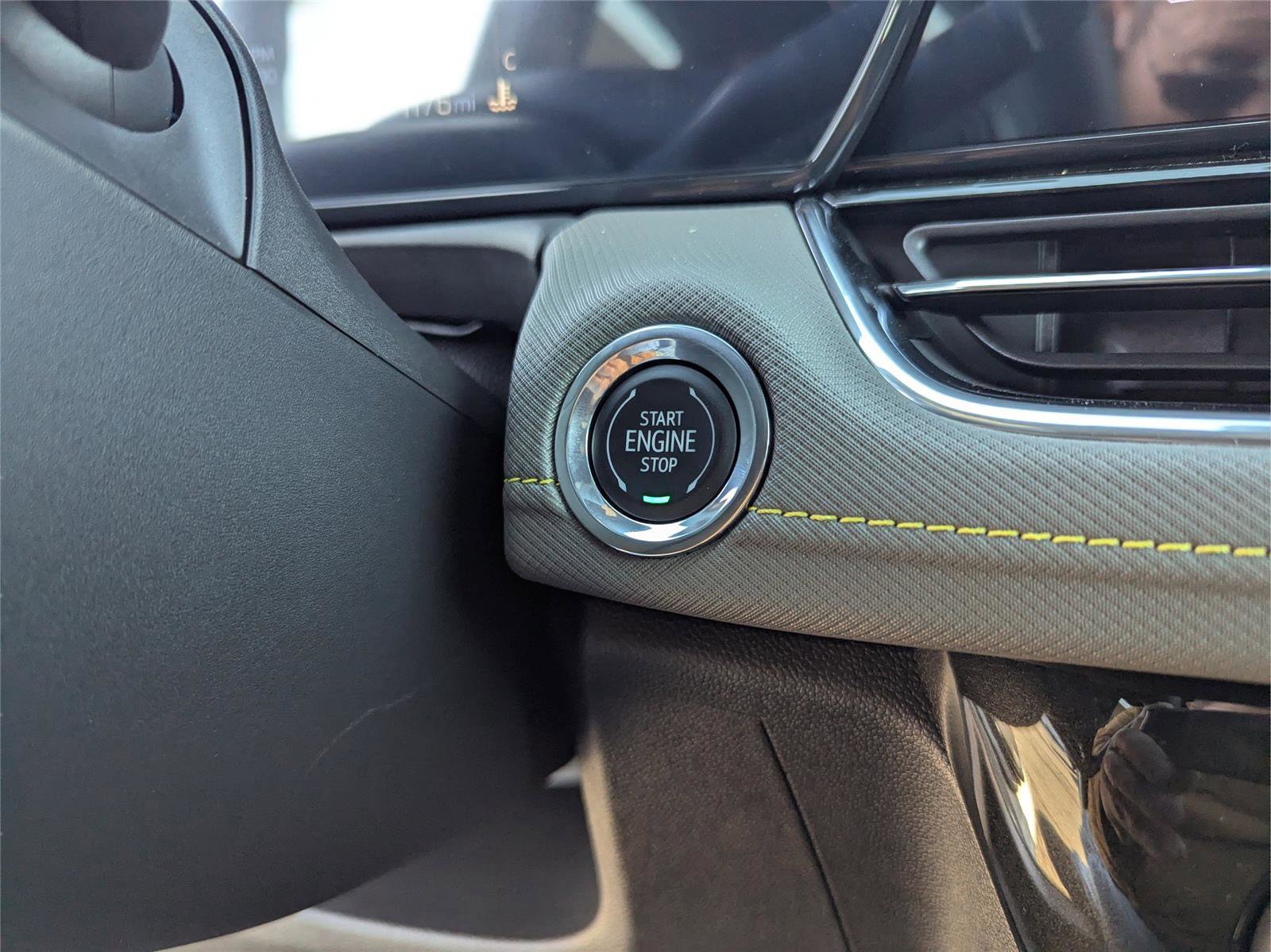 New 2025 Chevrolet TrailBlazer ACTIV w/ Convenience Package image 17