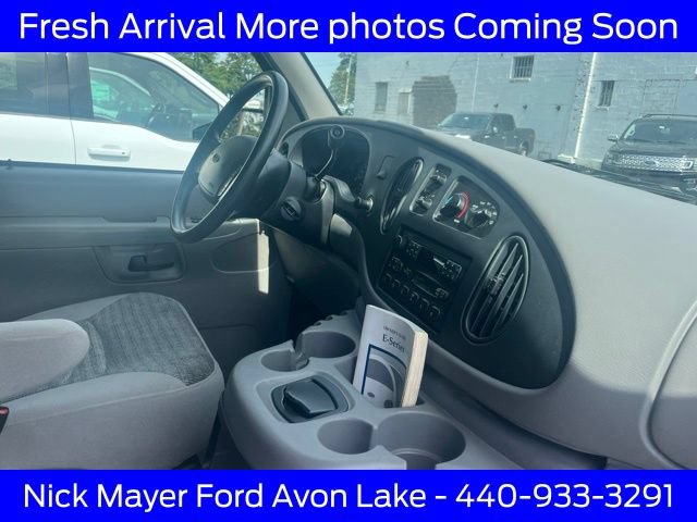 Used 2002 Ford E-150 and Econoline 150 RWD image 11
