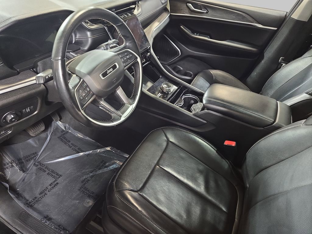 Used 2022 Jeep Grand Cherokee L Limited w/ Luxury Tech Group II AWD/4WD image 21