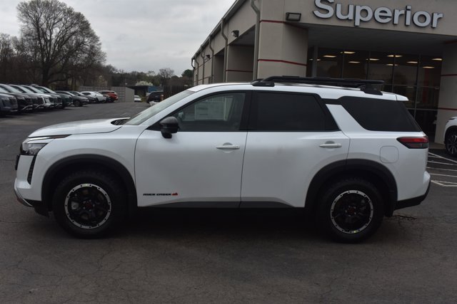 New 2026 Nissan Pathfinder Rock Creek w/ Rock Creek Premium Package AWD/4WD image 9