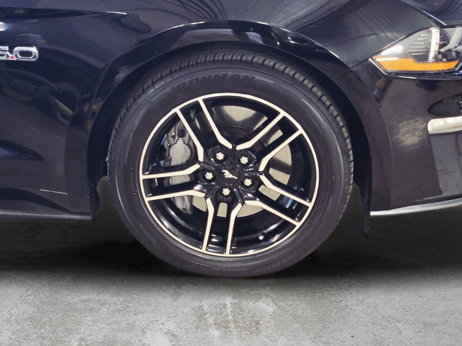 Used 2021 Ford Mustang GT RWD image 12